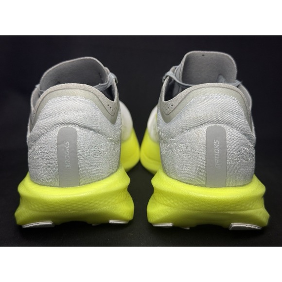 Unisex Size 6.5 - Brooks Hyperion Elite 2 Carbon Silver Nightlife NEW - Picture 5 of 9